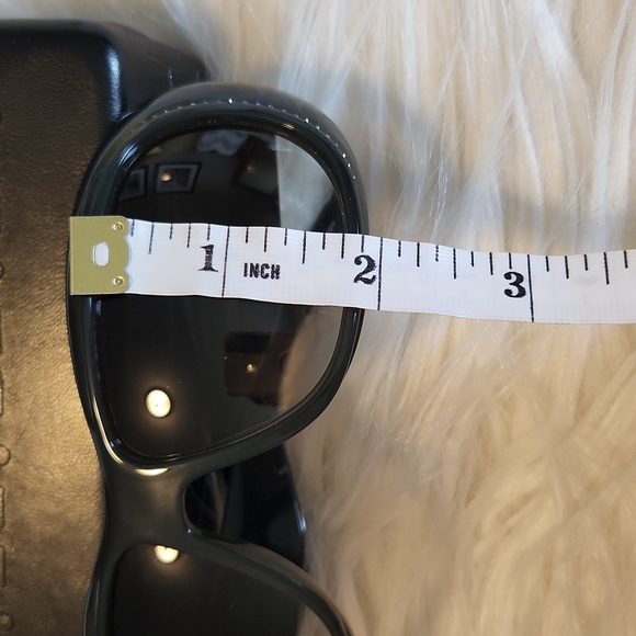 Yves Saint Laurent sunglasses - Picture 16 of 16